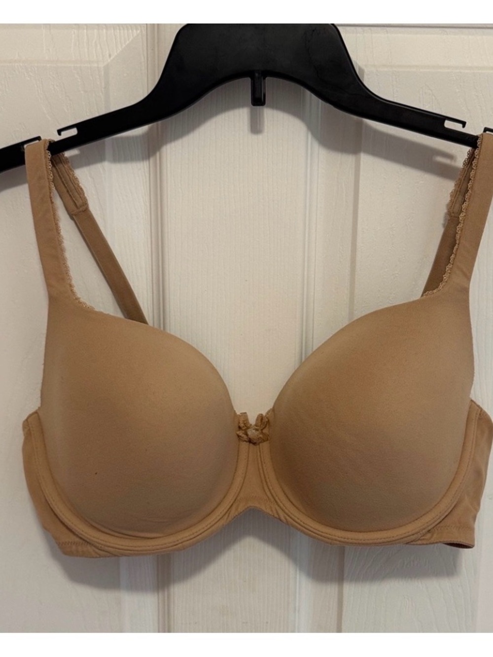 Victoria's Secret Beige T-Shirt Bra size 38DD